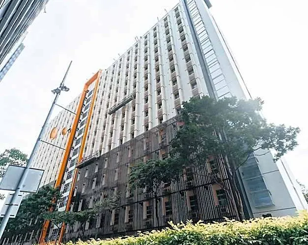 Hotel The Flats Circuit